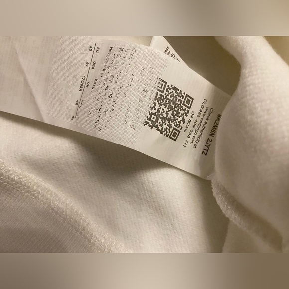 Emporio Armani Women’s Hoodie - Size S NWT - Picture 8 of 11